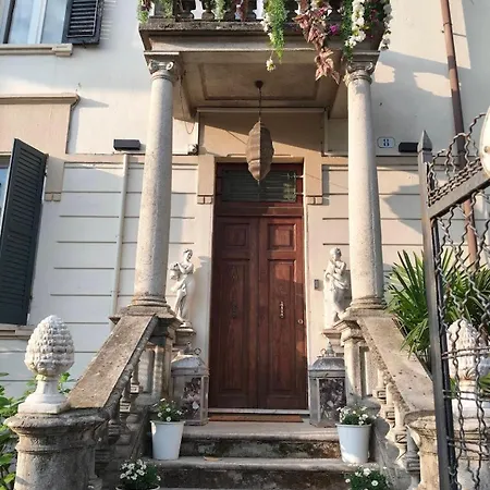La Magnolia - House Bed & Breakfast 3*