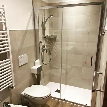 La Magnolia - House Panzió 3*