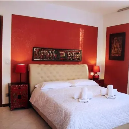 Oda ve Kahvaltı La Magnolia - House