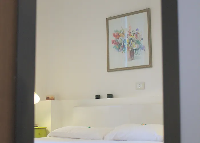 לינה וארוחת בוקר La Magnolia - House 3*